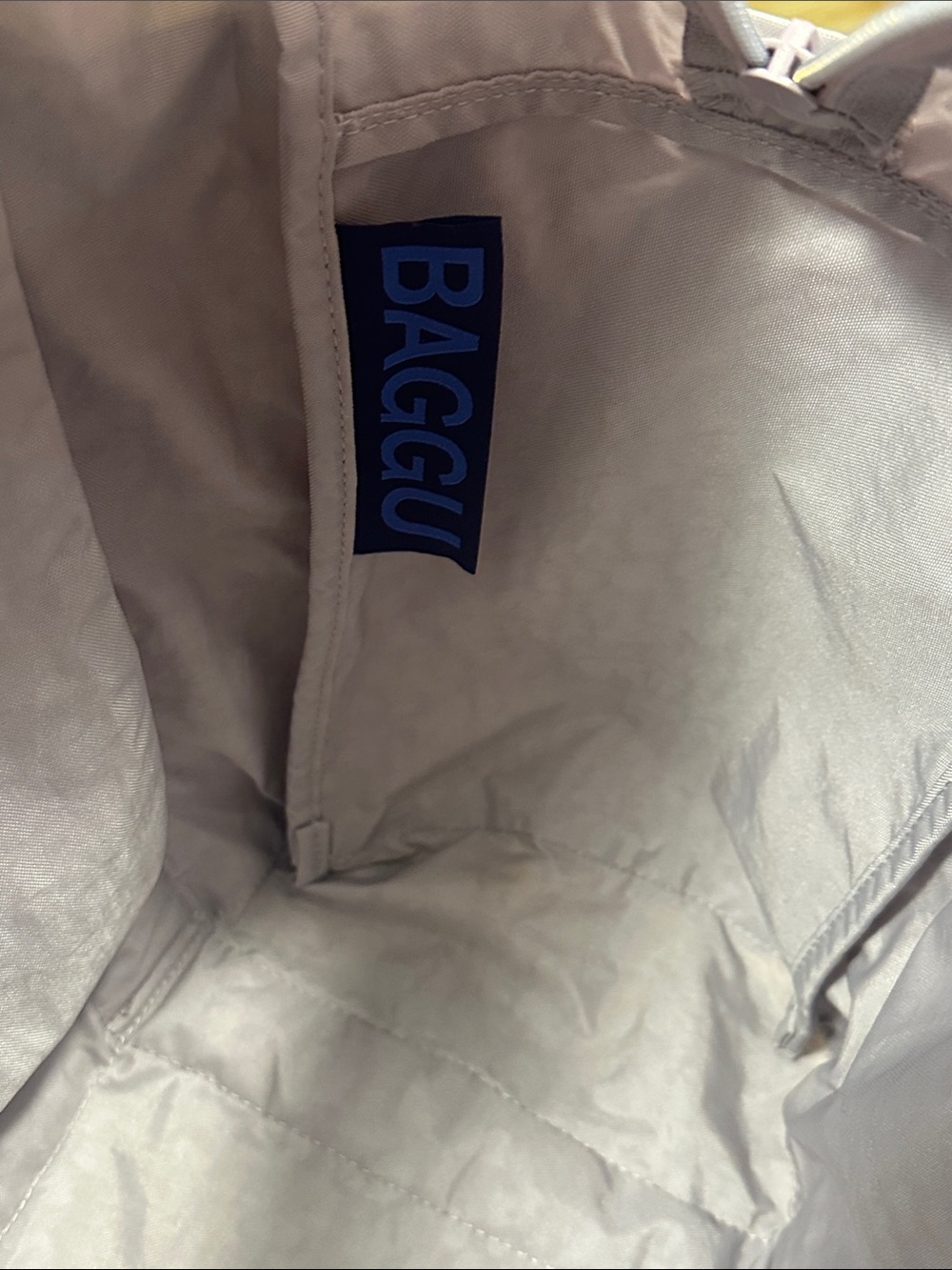 BAGGU Small Cloud Carry-On Bag - Picture 8 of 14